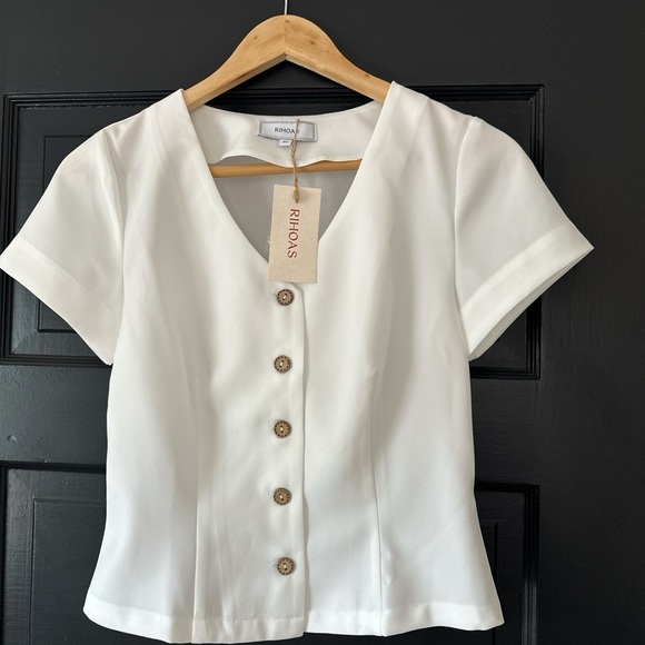 RIHOAS Women's White Button-Down Blouse - Picture 1 of 2